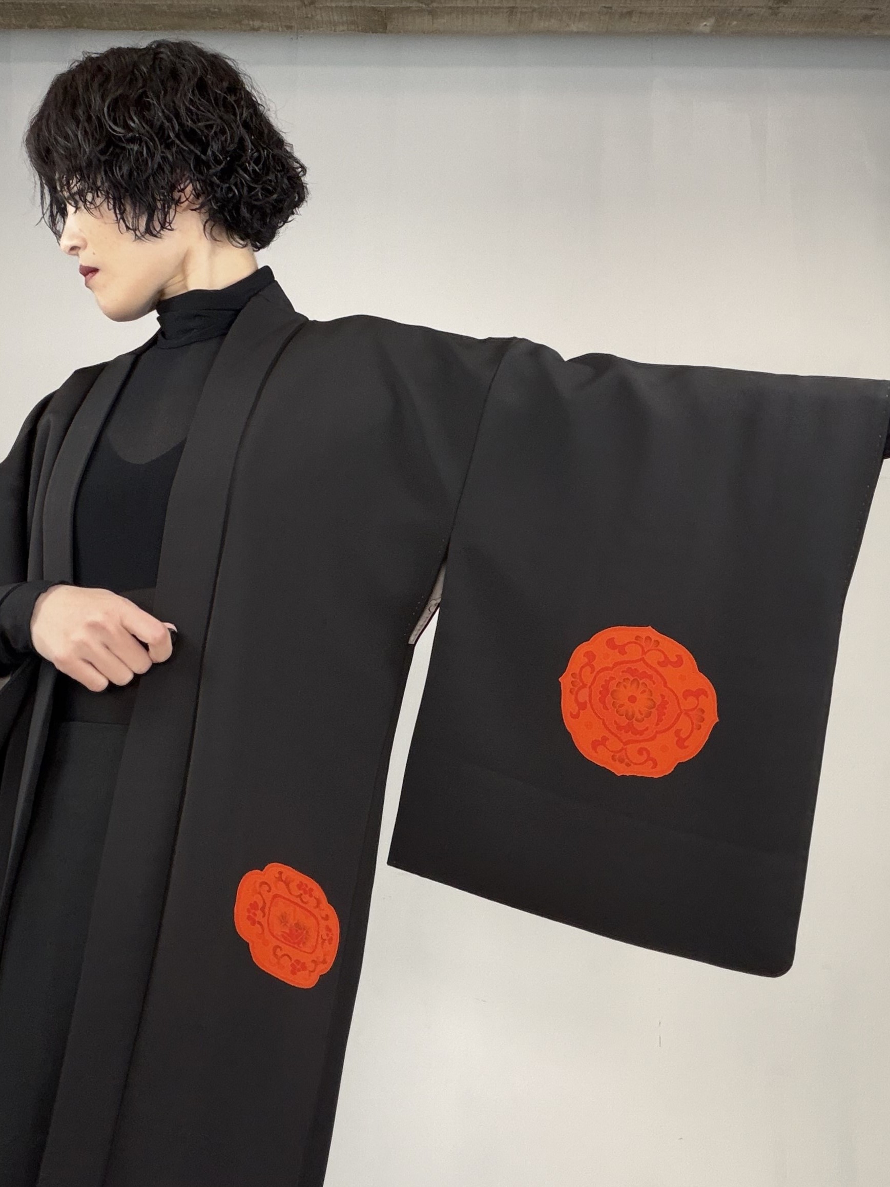 Silk Haori Kimono - Jet Black Orange Medallion