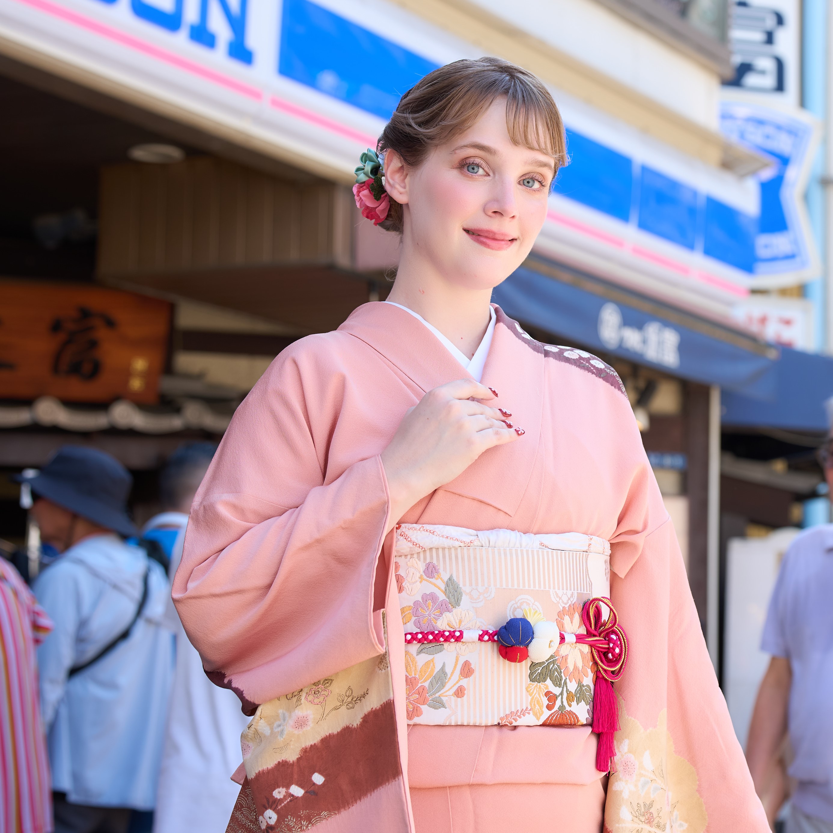 Tsukiji Kimono Walking Rental Plan