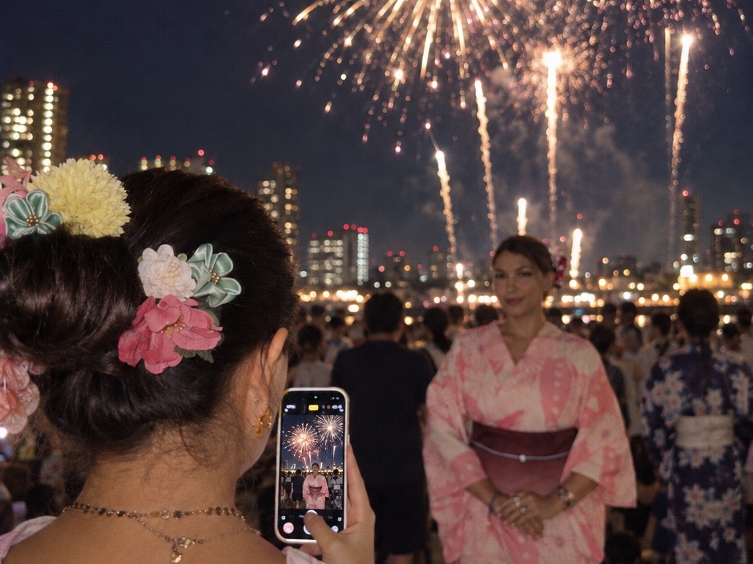 Tokyo Bay Grand Fireworks Festival 2026  | Kimono & Yukata Rental in Tsukiji